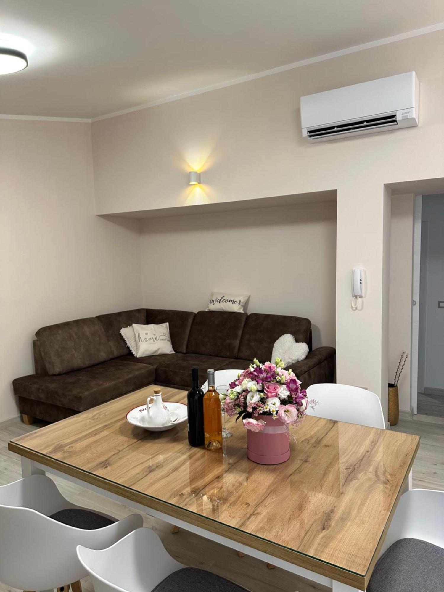 Bee House Suite - Brand New Apartment 100 M From Sea Kaštela Eksteriør billede
